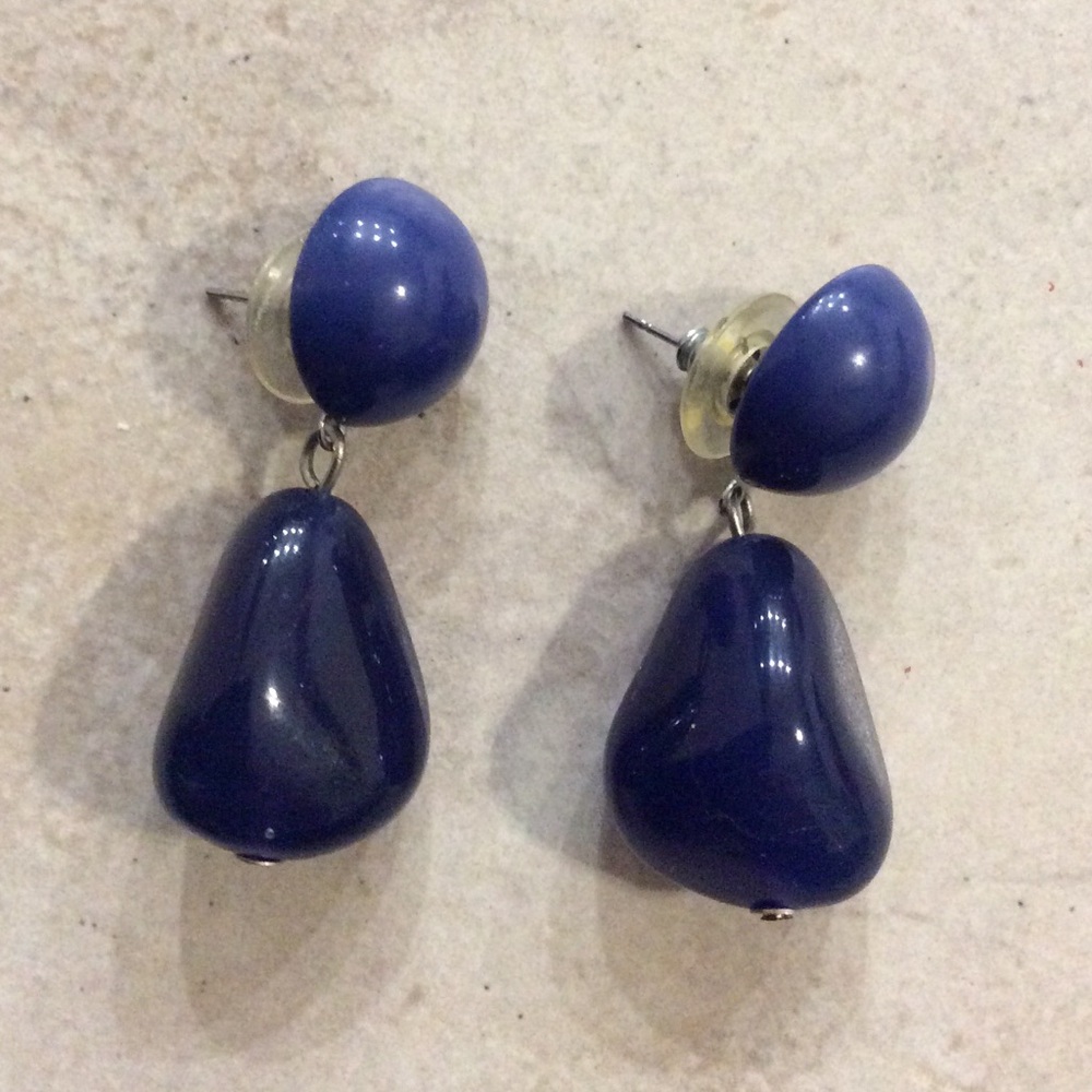 Women’s Fashion Earrings, 5 Pierced Earring Sets. Multiple Styles - Picture 2 of 7
